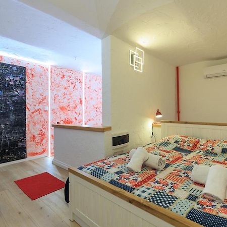 House On The Blaha Apartment Budapest Bagian luar foto