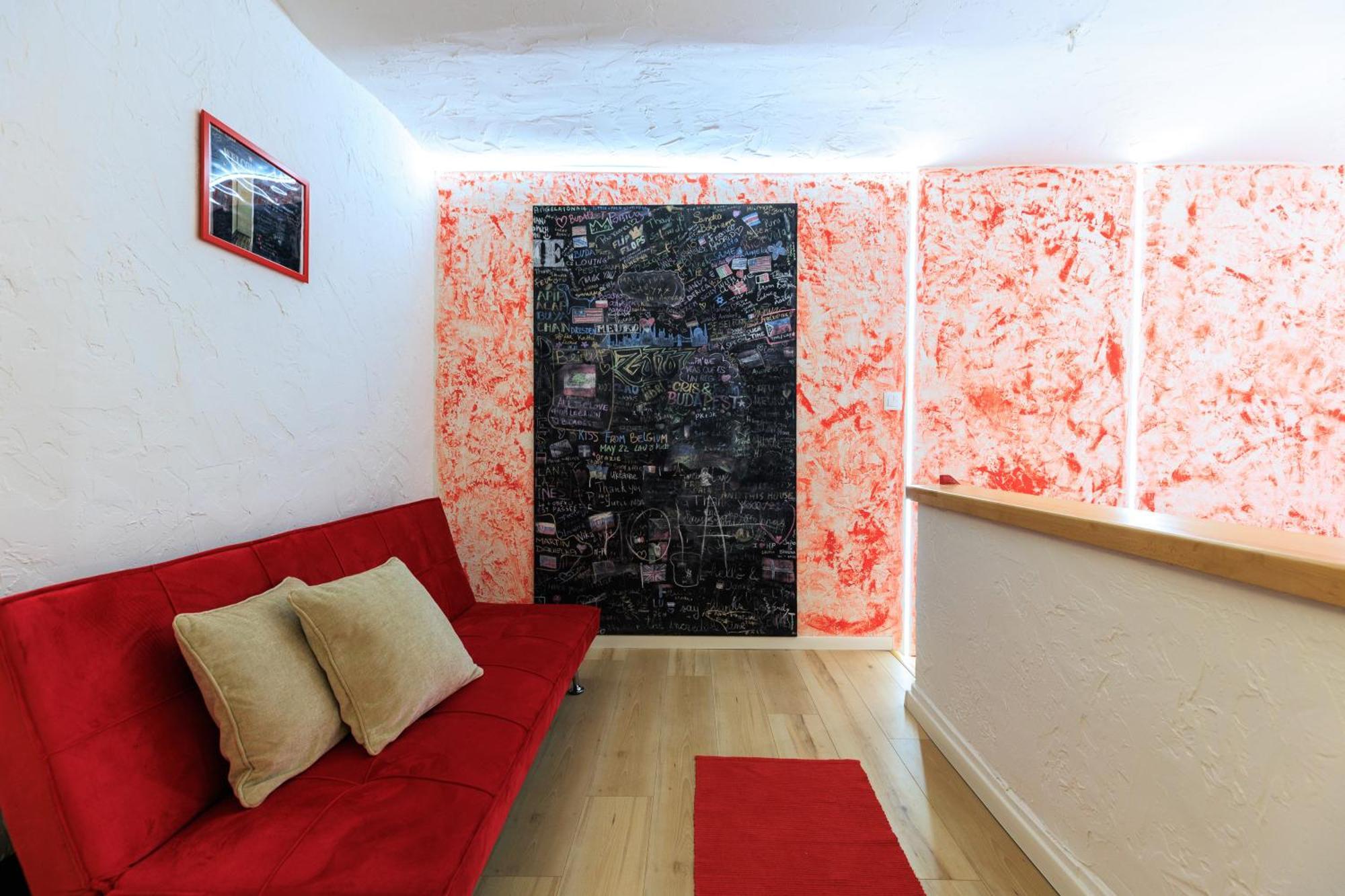 House On The Blaha Apartment Budapest Bagian luar foto